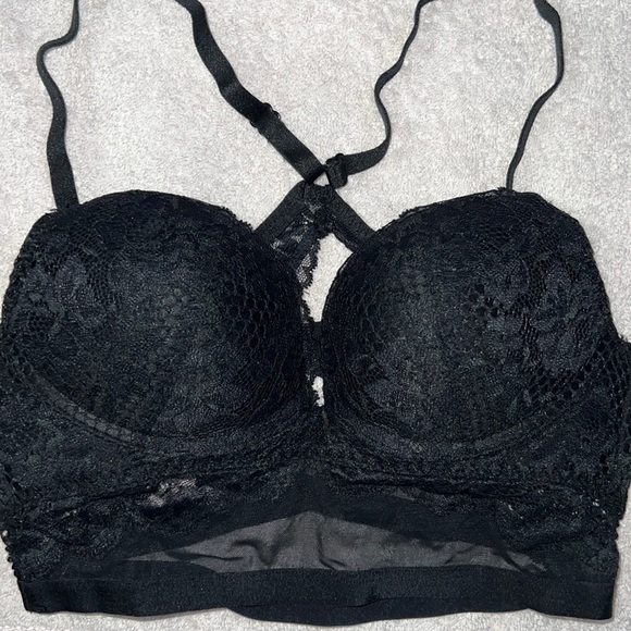 “Beyond sexy” LaSenza push up bra